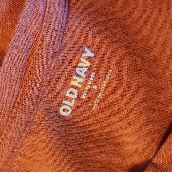 "Good natured" coral cactus tshirt - Picture 6 of 6